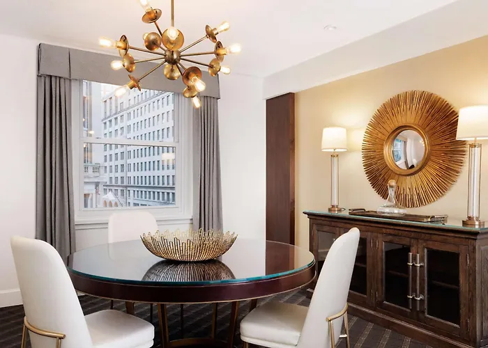 Golf hotel: Hilton Boston Park Plaza